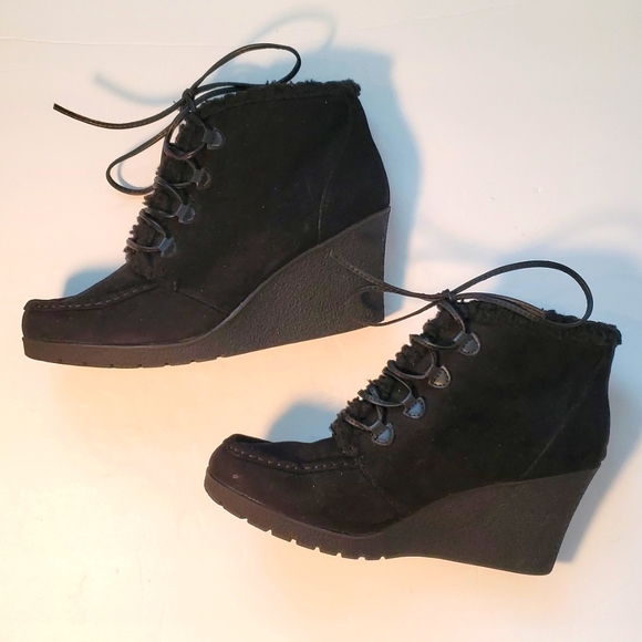 Rampage Lace-up Black Wedge Booties | Size 9.5 - Picture 2 of 4